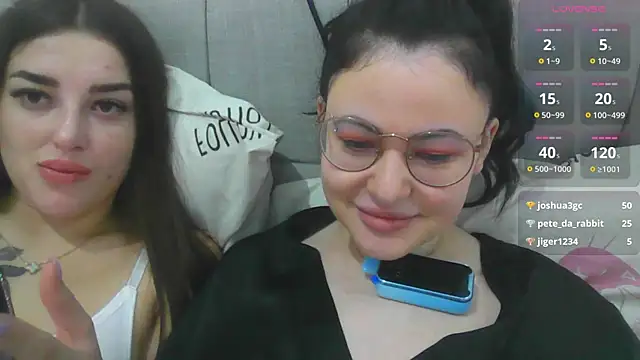 Snapshot of German_Eva chatting on 02.05.25 German Eva online show from 02.05.25