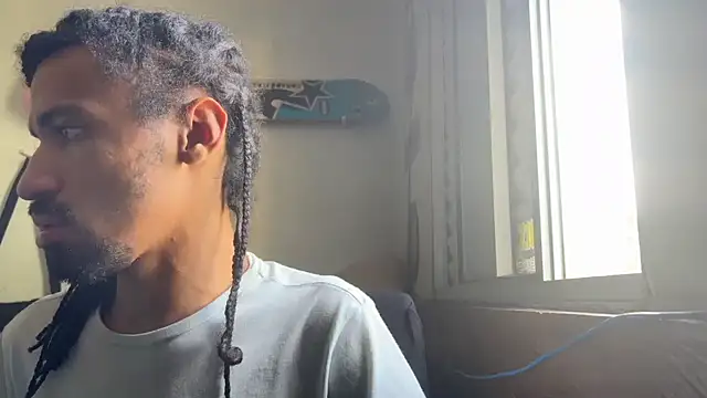 Snapshot of hotcamboy420 chatting on 01.23.25 hotcamboy420 online show from 01.23.25