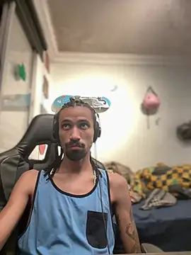 Snapshot of hotcamboy420 chatting on 02.17.25 hotcamboy420 online show from 02.17.25