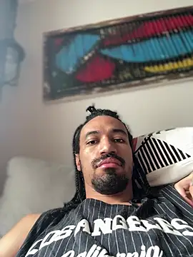 Snapshot of hotcamboy420 chatting on 02.19.25 hotcamboy420 online show from 02.19.25