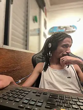 Snapshot of hotcamboy420 chatting on 02.20.25 hotcamboy420 online show from 02.20.25