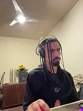 Snapshot of hotcamboy420 chatting on 09.11.25 hotcamboy420 online show from 09.11.25