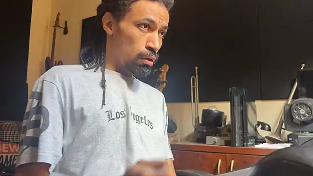 Snapshot of hotcamboy420 chatting on 11.27.25 hotcamboy420 online show from 11.27.25