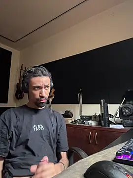 Snapshot of hotcamboy420 chatting on 12.02.25 hotcamboy420 online show from 12.02.25