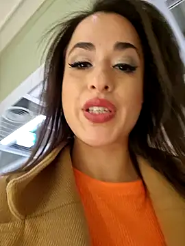 LydiaMaus96 online show from 01.14.25