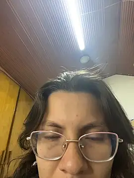 karlamorris  online show from 03.18.26