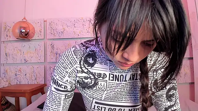 Sophy SmileSweet online show from 02.19.25