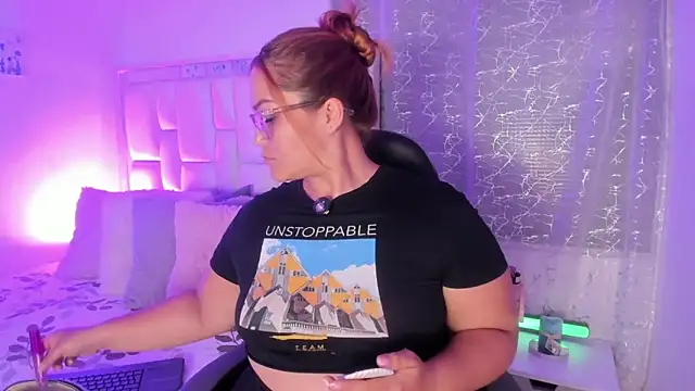 LeahxBarker online show from 04.17.26