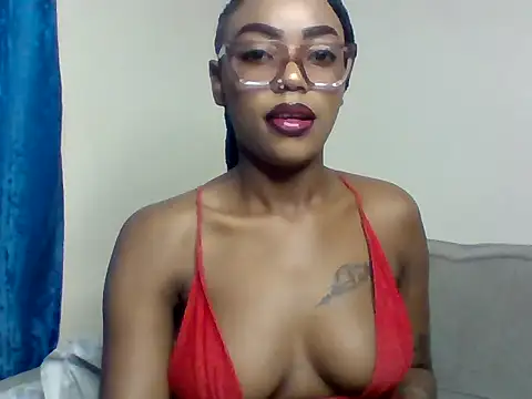 Snapshot of _crystal_princesss chatting on 06.06.26 crystal princesss online show from 06.06.26