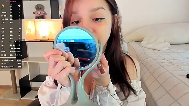 Snapshot of crystal_lilith chatting on 03.16.25 crystal lilith online show from 03.16.25