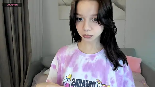 crystal lilith online show from 01.18.26