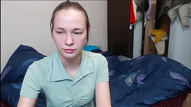 leila bambi  online show from 03.12.25