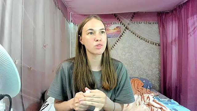 Snapshot of leila_bambi_ chatting on 06.09.26 leila bambi online show from 06.09.26