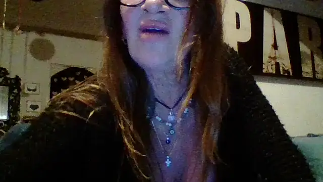 Snapshot of gildamilf chatting on 05.20.26 gildamilf online show from 05.20.26