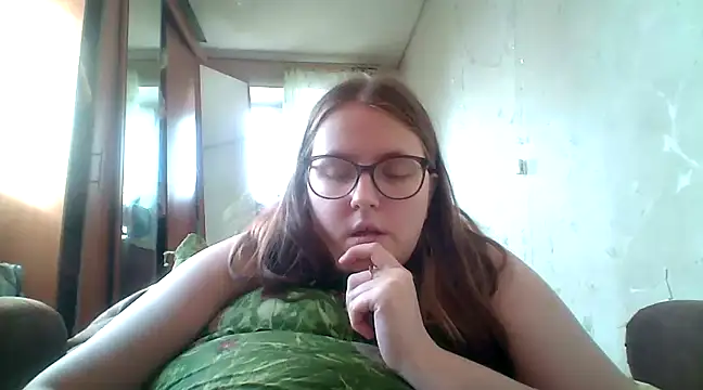 DesireMelissa online show from 02.21.25