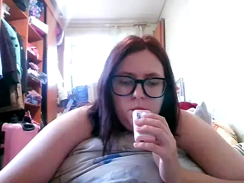 DesireMelissa online show from 10.19.25