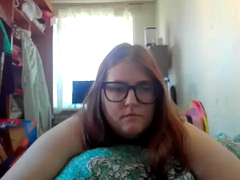 Snapshot of DesireMelissa chatting on 06.26.26 DesireMelissa online show from 06.26.26