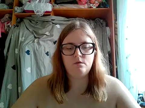 Snapshot of DesireMelissa chatting on 07.30.26 DesireMelissa online show from 07.30.26
