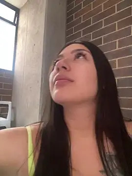 Snapshot of Latina_vanessa chatting on 04.20.26 Latina vanessa online show from 04.20.26