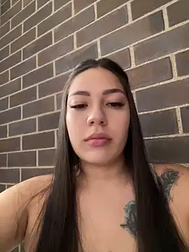 Snapshot of Latina_vanessa chatting on 04.29.26 Latina vanessa online show from 04.29.26