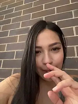 Snapshot of Latina_vanessa chatting on 05.19.26 Latina vanessa online show from 05.19.26