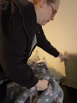 Big Beautiful MILF online show from 11.20.25