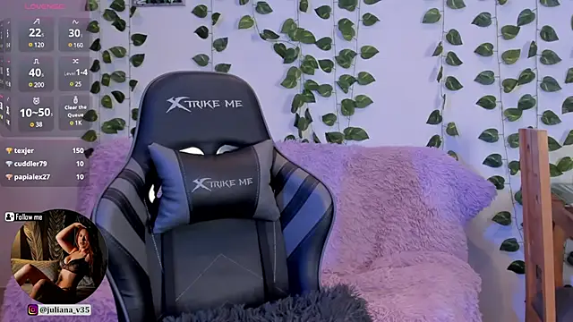 Snapshot of Amypond__ chatting on 02.06.25 Amypond online show from 02.06.25