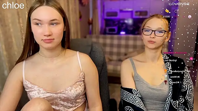 Snapshot of ChloeMillerMeow chatting on 11.06.25 ChloeMillerMeow online show from 11.06.25