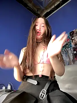 Asianpie  online show from 10.21.25