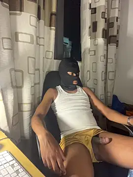 Snapshot of JaroDawg47 chatting on 11.14.25 JaroDawg47 online show from 11.14.25