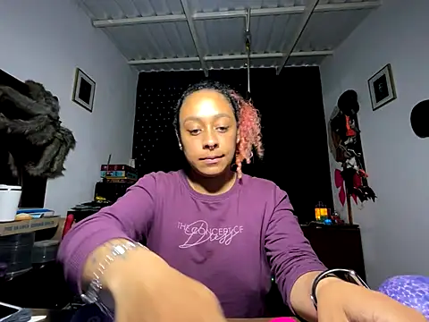 Cata Blue   online show from 10.16.25