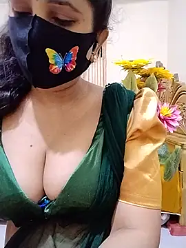 Snapshot of Ameera19 chatting on 05.15.26 Ameera19 online show from 05.15.26