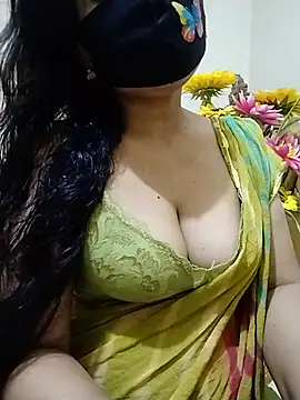 Snapshot of Ameera19 chatting on 07.14.26 Ameera19 online show from 07.14.26