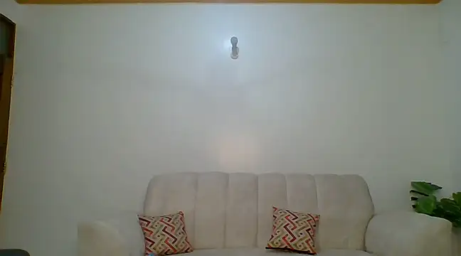 Snapshot of bigassbabe_001 chatting on 03.19.25 bigassbabe 001 online show from 03.19.25