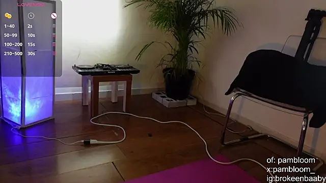 droolingdollfacee online show from 09.19.25