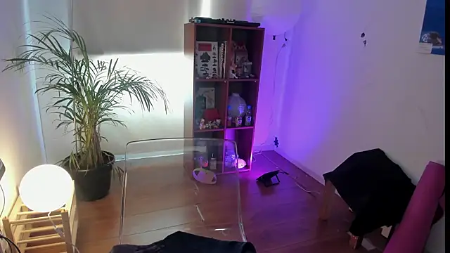 droolingdollfacee online show from 04.14.26