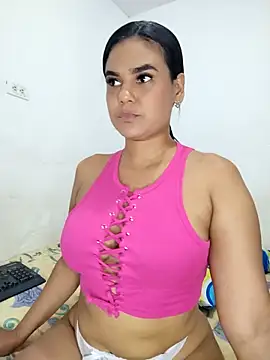 AntonellaShot online show from 09.18.25