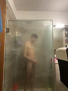 Snapshot of LukonPorn chatting on 03.15.25 LukonPorn online show from 03.15.25