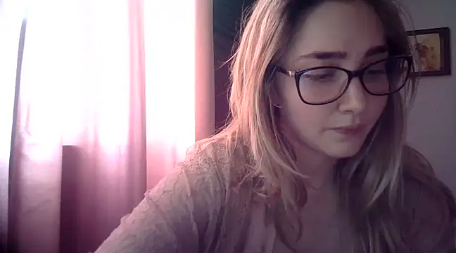 Snapshot of katy_pp chatting on 01.07.25 katy pp online show from 01.07.25