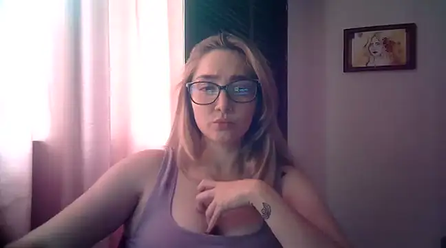 Snapshot of katy_pp chatting on 01.08.25 katy pp online show from 01.08.25