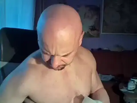 Snapshot of Sports-beast chatting on 12.20.24 Sports-beast online show from 12.20.24