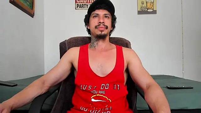 Snapshot of TristanWoods chatting on 01.31.25 TristanWoods online show from 01.31.25