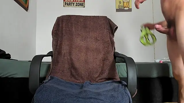 Snapshot of TristanWoods chatting on 02.06.25 TristanWoods online show from 02.06.25