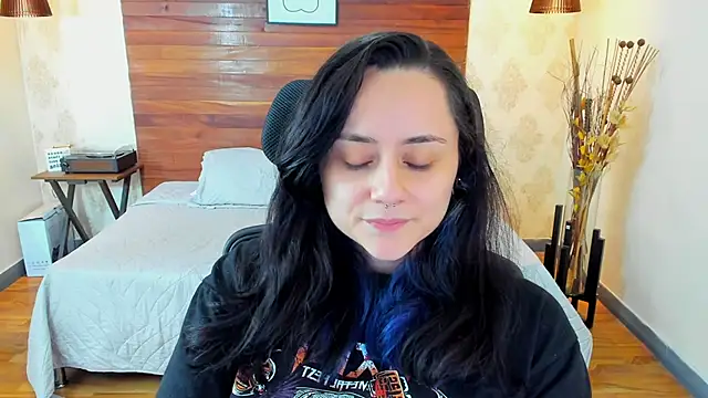 KatherineBond online show from 03.20.25