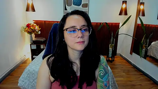 Snapshot of KatherineBond chatting on 03.16.26 KatherineBond online show from 03.16.26