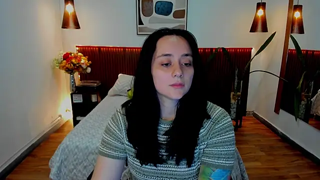 Snapshot of KatherineBond chatting on 03.17.26 KatherineBond online show from 03.17.26