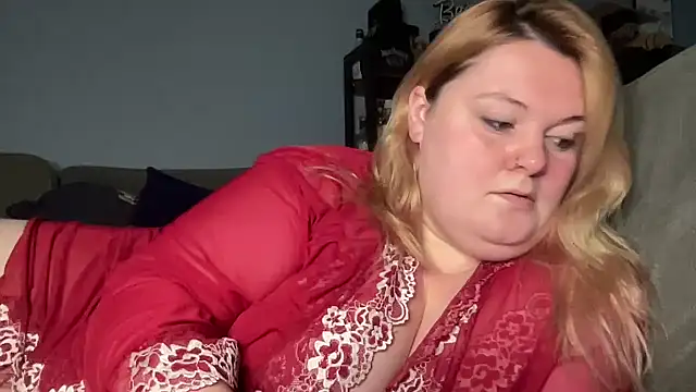 bbw olive peach online show from 01.07.25