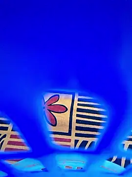 Priya Bong online show from 04.20.26