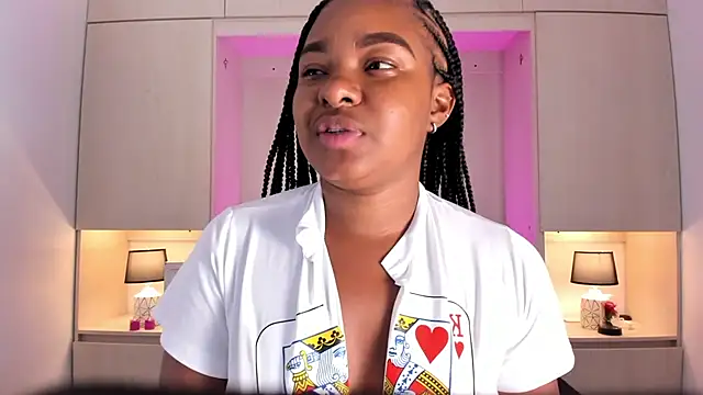 Snapshot of tamaraa_smiith chatting on 01.25.25 tamaraa smiith online show from 01.25.25