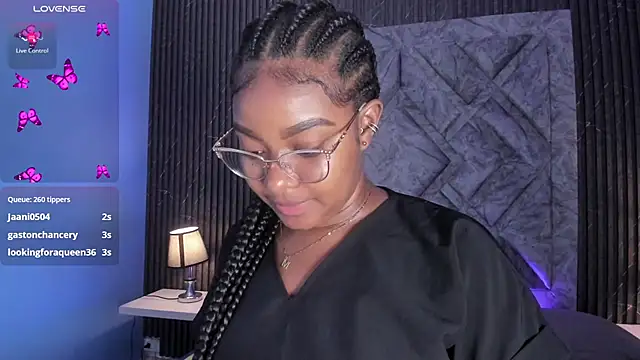 Snapshot of tamaraa_smiith chatting on 10.07.25 tamaraa smiith online show from 10.07.25